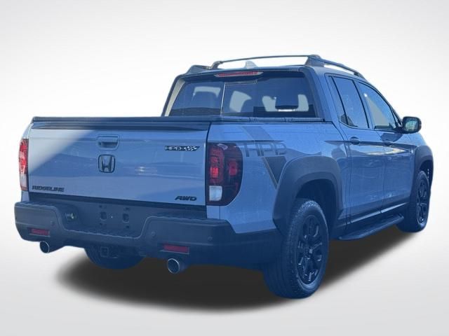 2022 Honda Ridgeline Black Edition photo 4