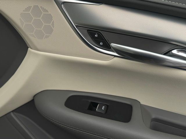 2018 CADILLAC XT5 - Image 16