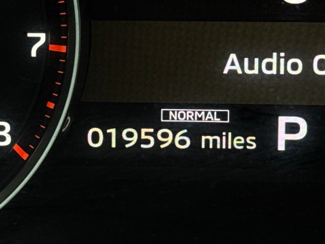 2025 MITSUBISHI OUTLANDER - Image 30