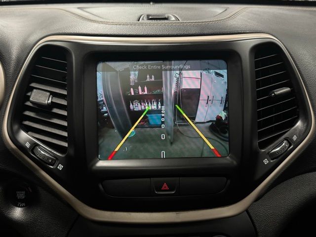 2017 JEEP CHEROKEE - Image 38