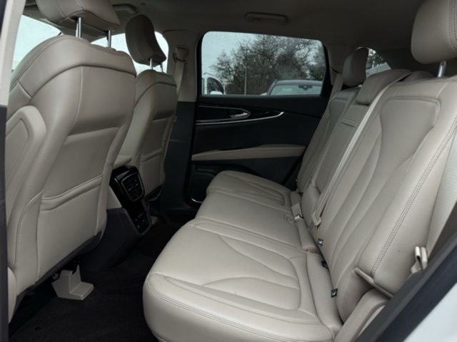 2022 LINCOLN NAUTILUS - Image 18