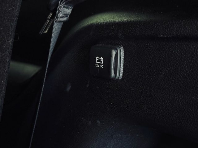 2023 JEEP GRAND CHEROKEE L - Image 11