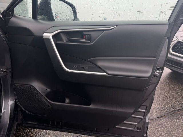 2024 TOYOTA RAV4 - Image 12