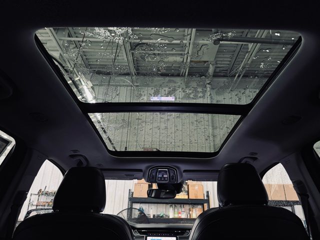 2023 JEEP GRAND CHEROKEE L - Image 24