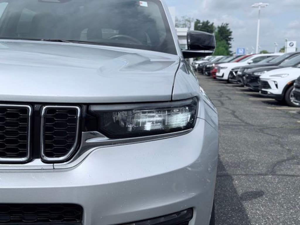 Used 2024 Jeep Grand Cherokee L Limited SUV