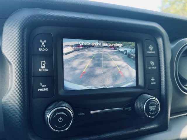 2018 JEEP WRANGLER - Image 32