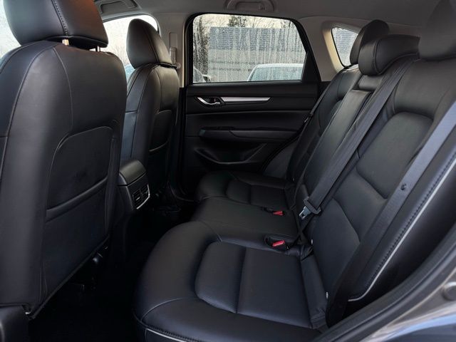 2025 MAZDA CX-5 - Image 17