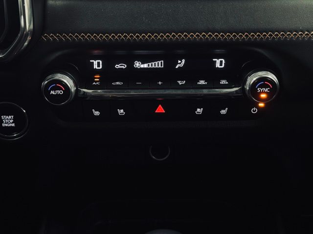 2025 MAZDA CX-50 - Image 33