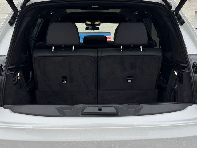 2026 BMW X7 - Image 11