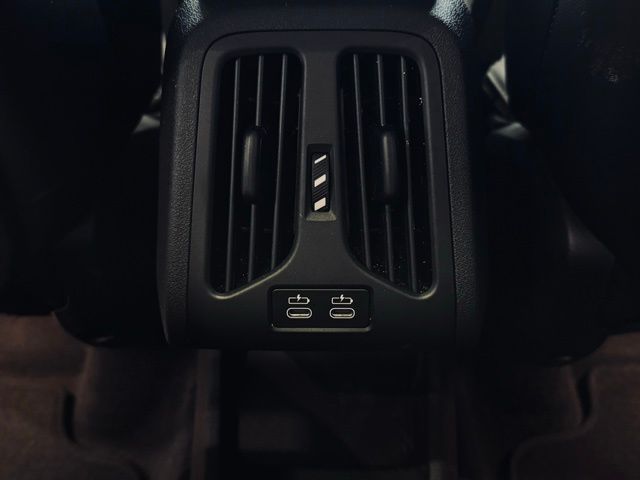 2026 BMW X1 - Image 23