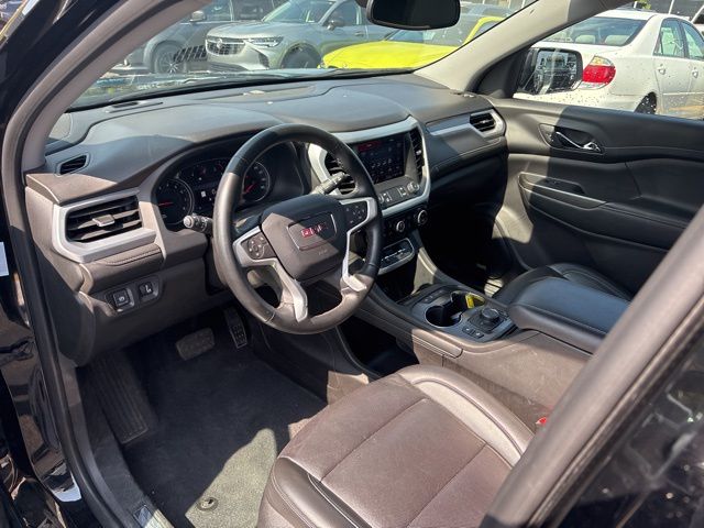 2023 GMC ACADIA - Image 16