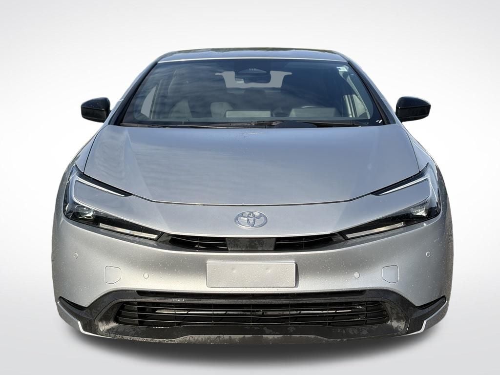 Used 2025 Toyota Prius LE Hatchback