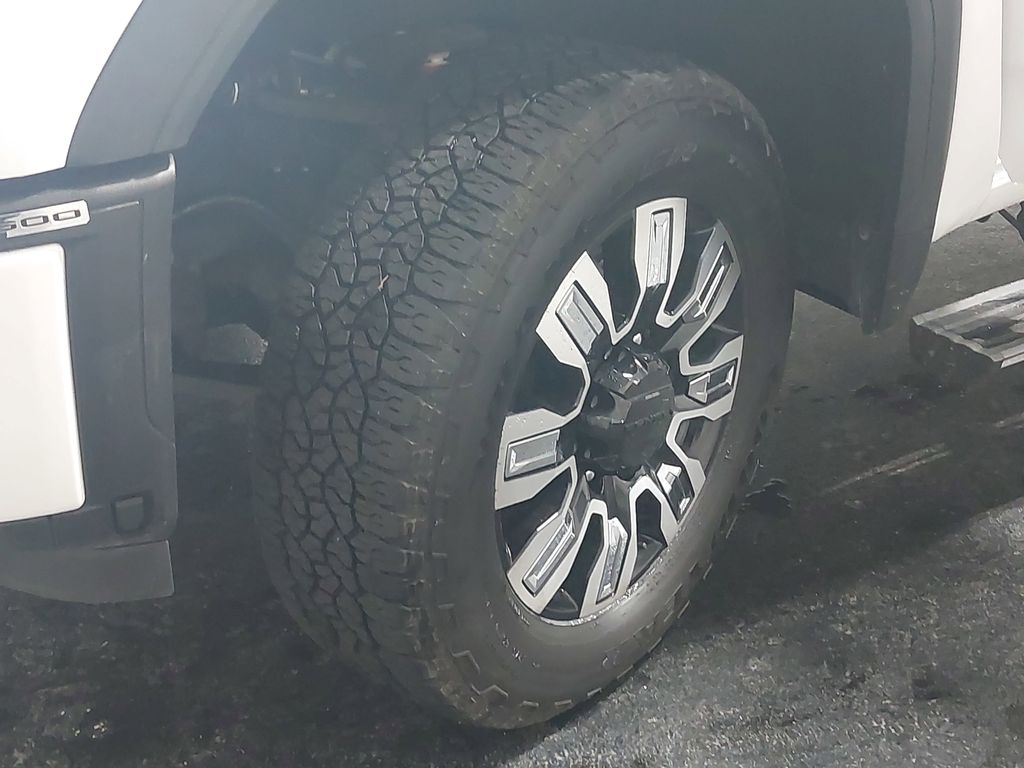 2024 GMC SIERRA HD - Image 35