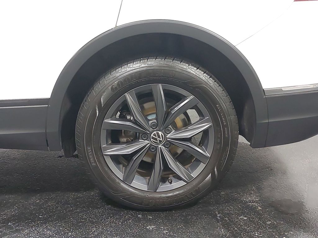 2022 VOLKSWAGEN TIGUAN - Image 34