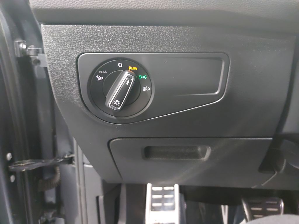 2022 VOLKSWAGEN TIGUAN - Image 27