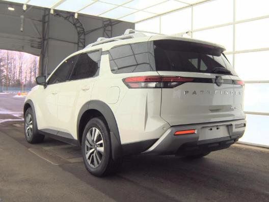 2024 NISSAN PATHFINDER - Image 3