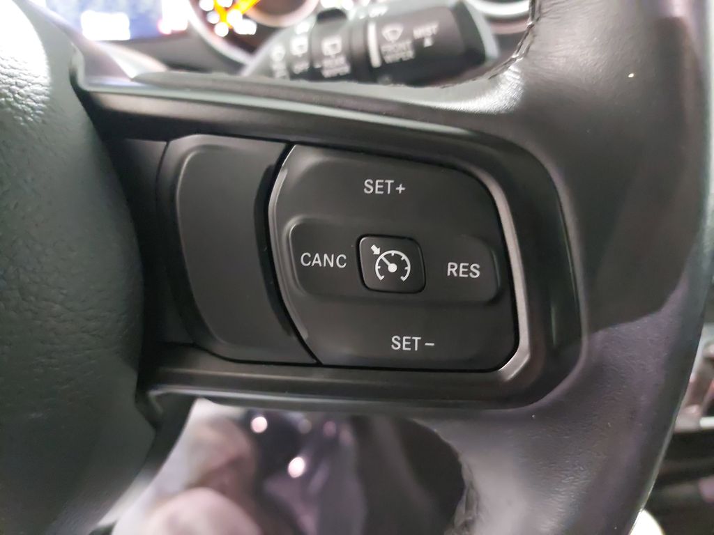 2021 JEEP WRANGLER - Image 17