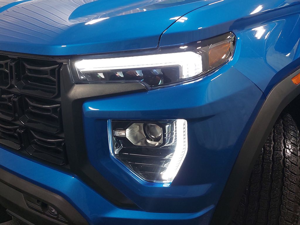 2023 GMC CANYON - Image 31