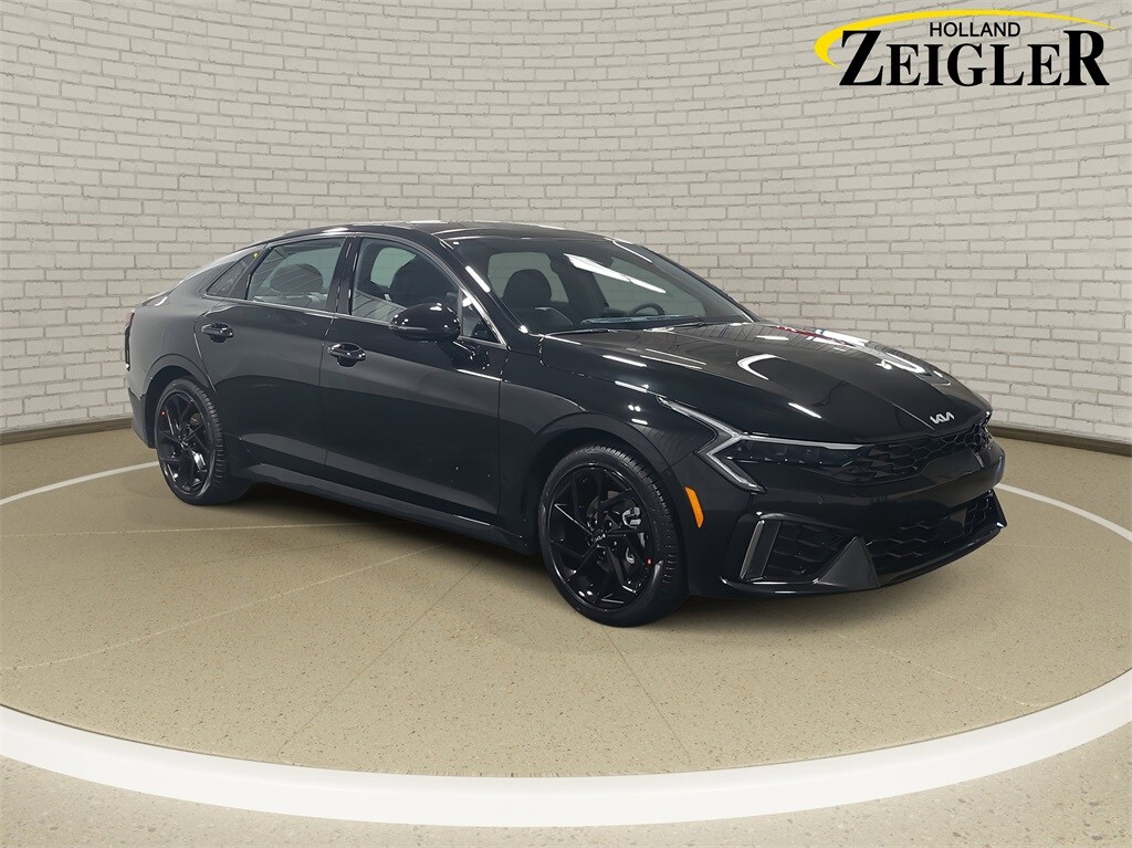 2026 Kia K5 GT-Line photo 3