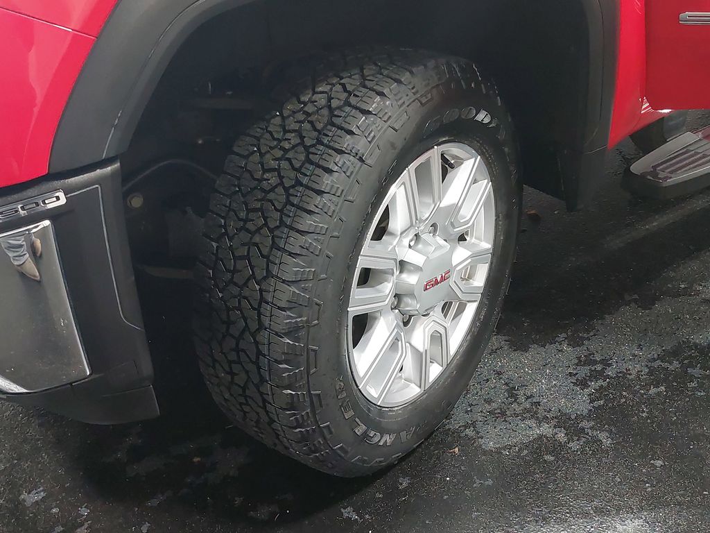 2024 GMC SIERRA HD - Image 35