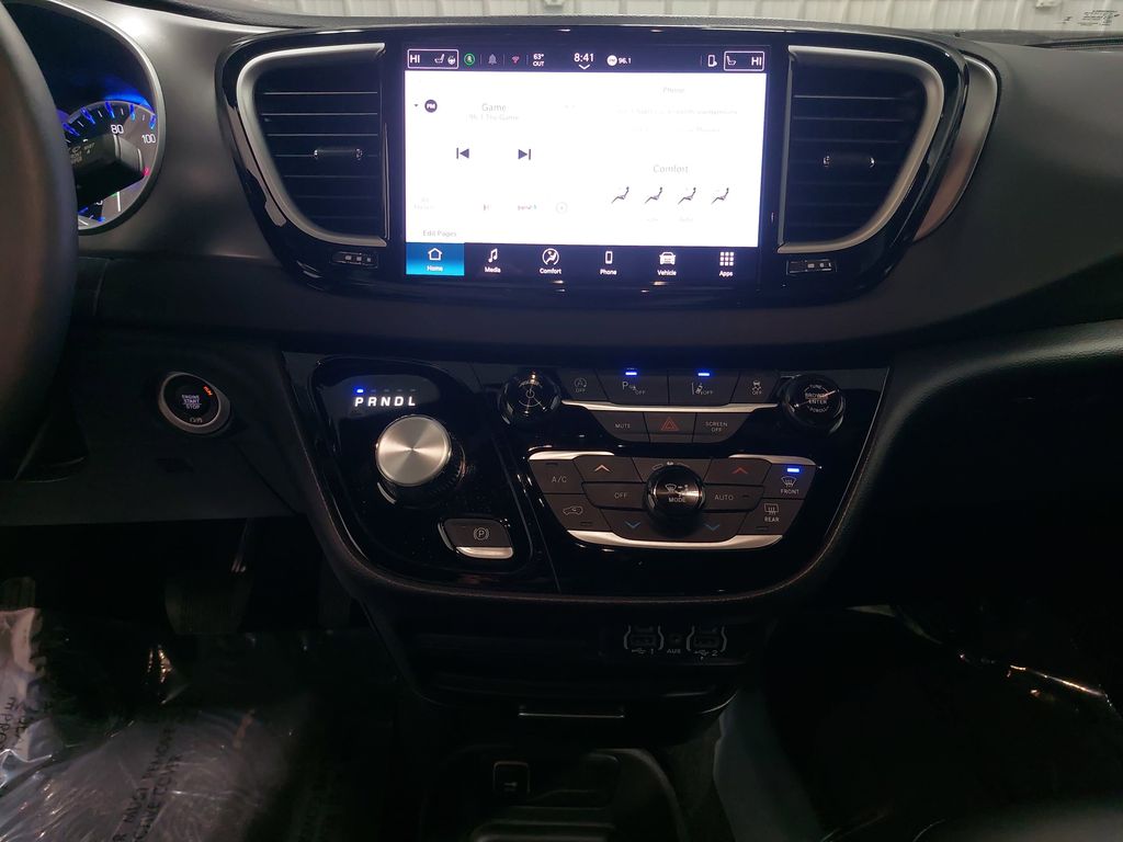 2025 CHRYSLER PACIFICA - Image 22