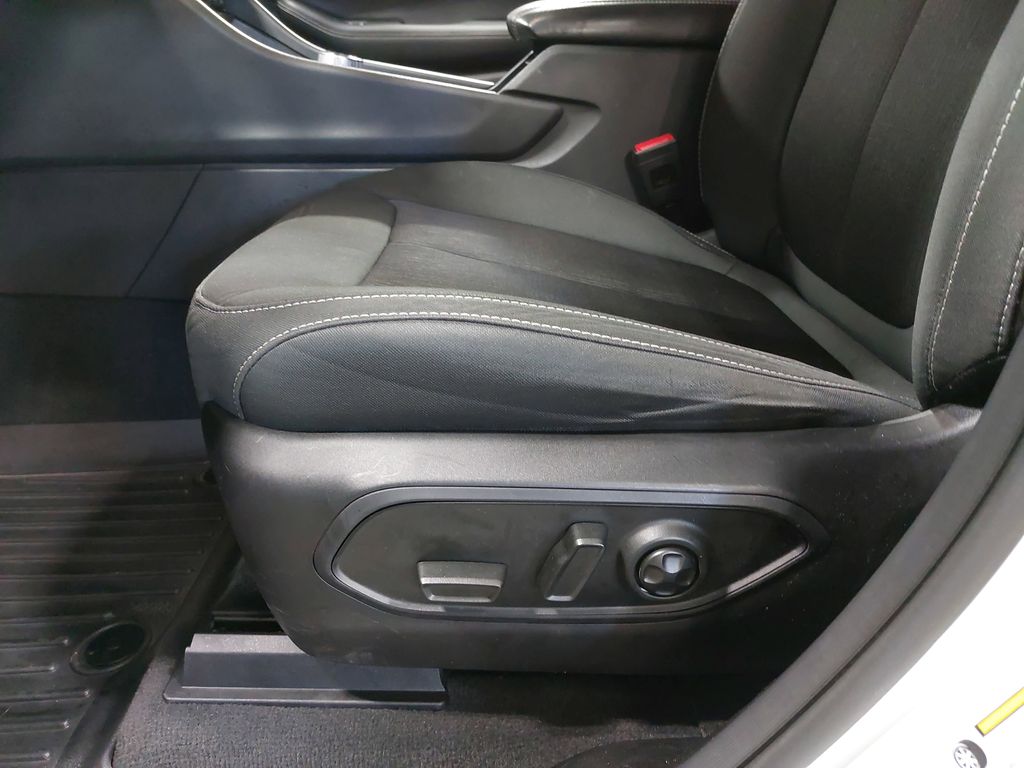 2023 JEEP GRAND CHEROKEE - Image 27