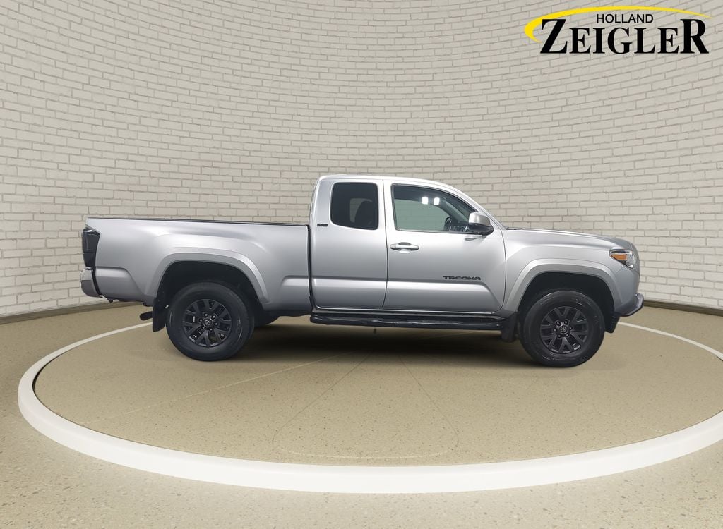 2022 TOYOTA TACOMA - Image 4