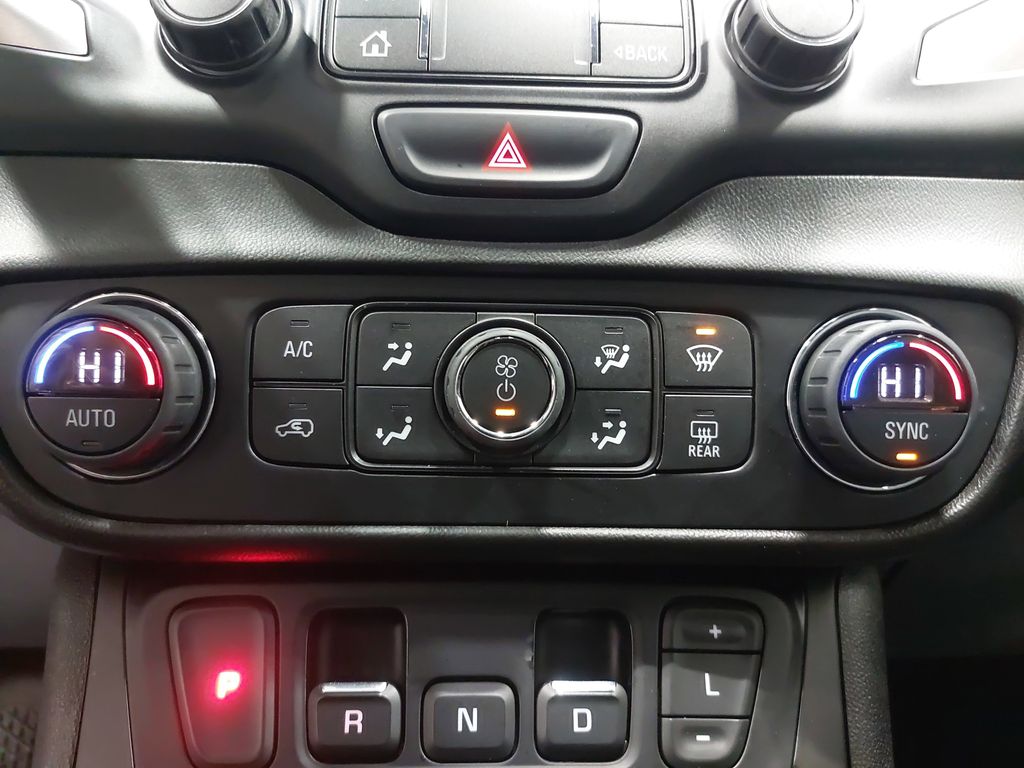 2020 GMC TERRAIN - Image 21