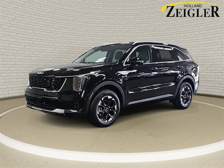 2025 Kia Sorento S SUV
