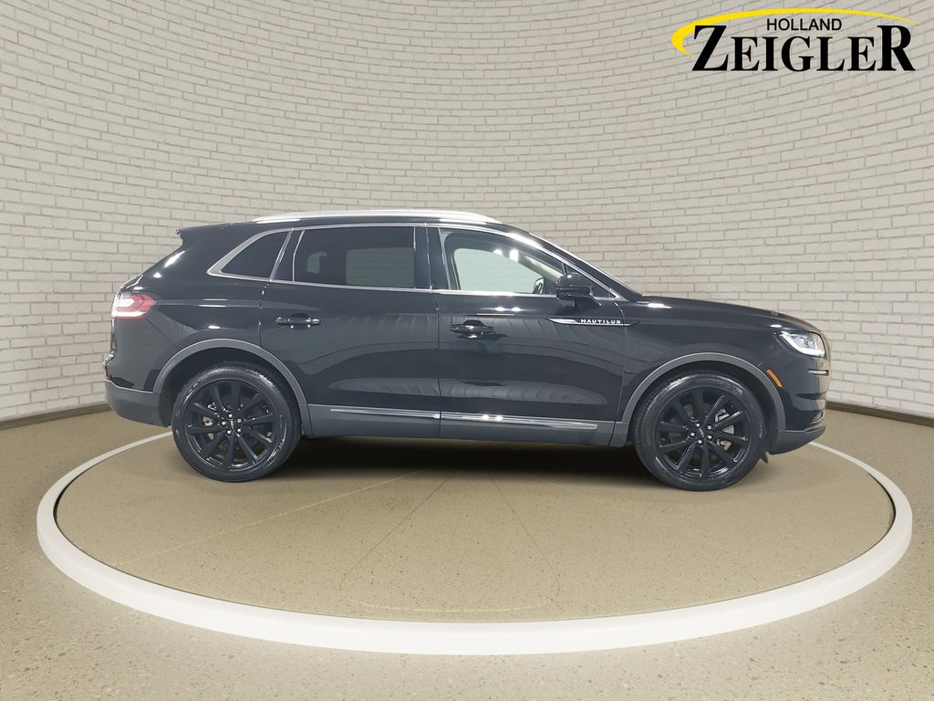 2022 LINCOLN NAUTILUS - Image 4