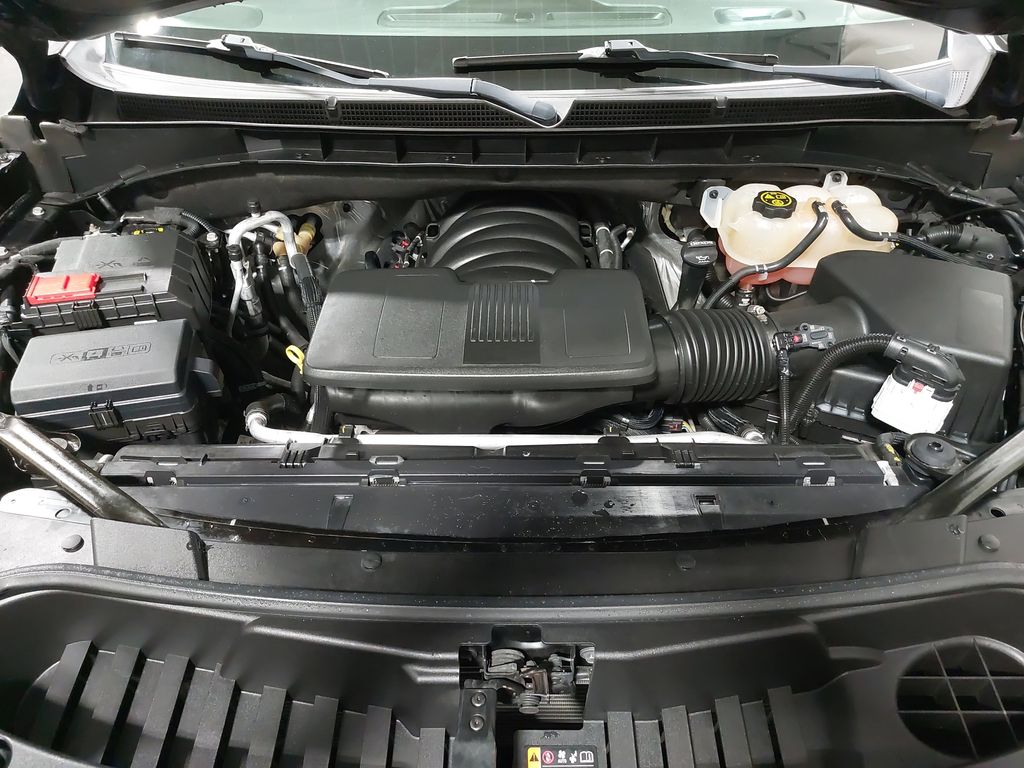 2023 GMC YUKON - Image 35