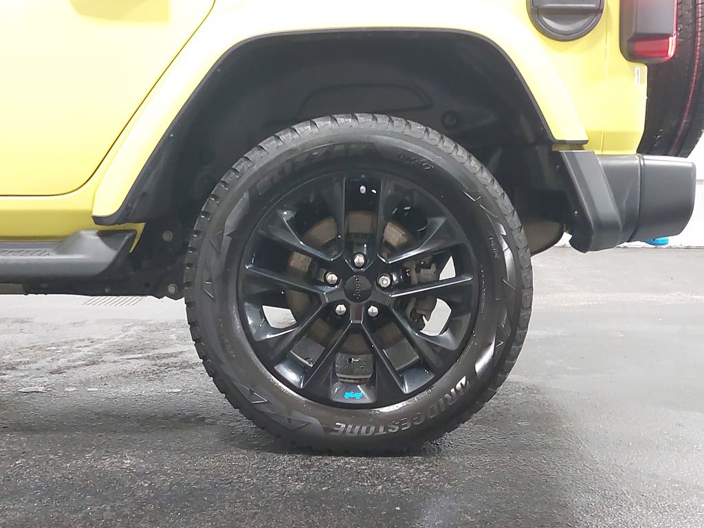 2023 JEEP WRANGLER - Image 33