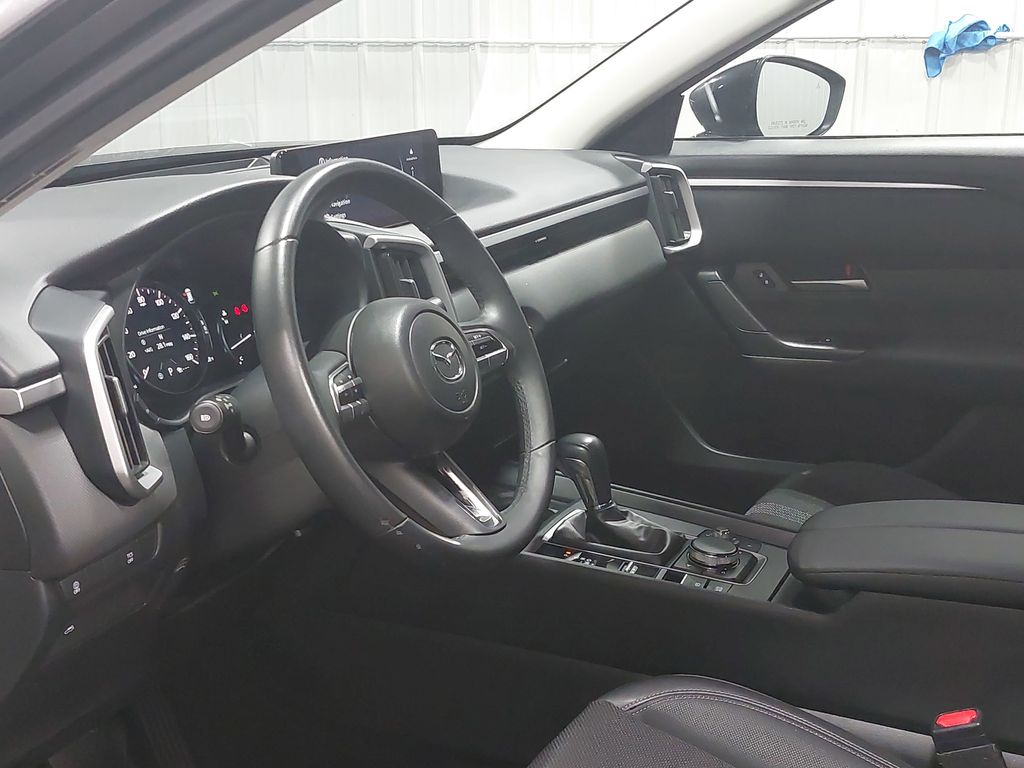 2025 MAZDA CX-50 - Image 16
