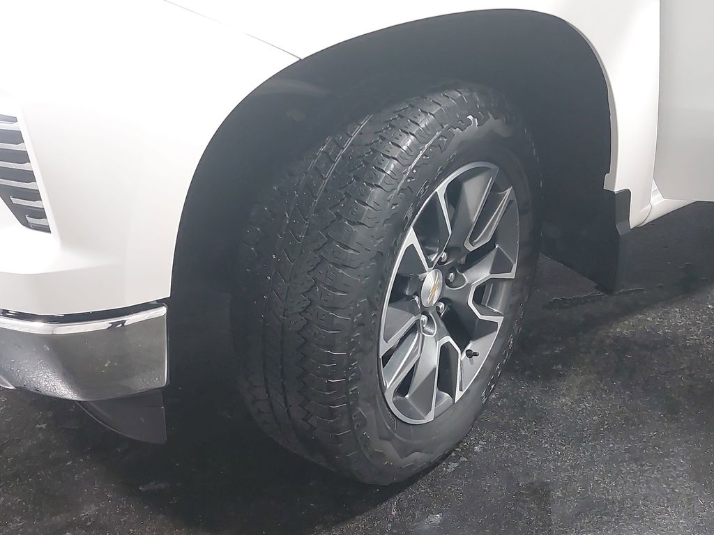 2023 CHEVROLET SILVERADO - Image 31