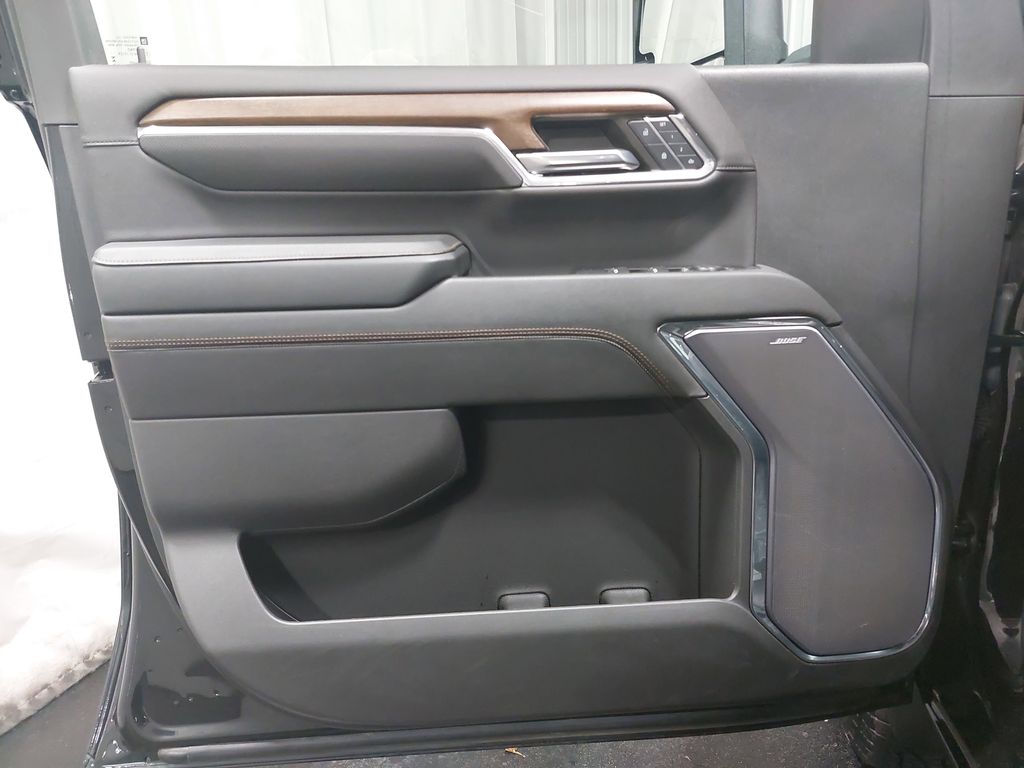 2024 CHEVROLET SILVERADO HD - Image 27