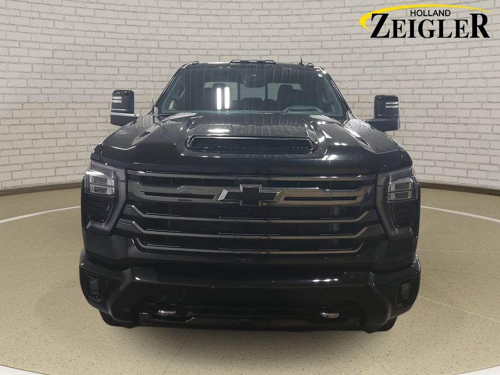 2024 CHEVROLET SILVERADO HD - Image 2