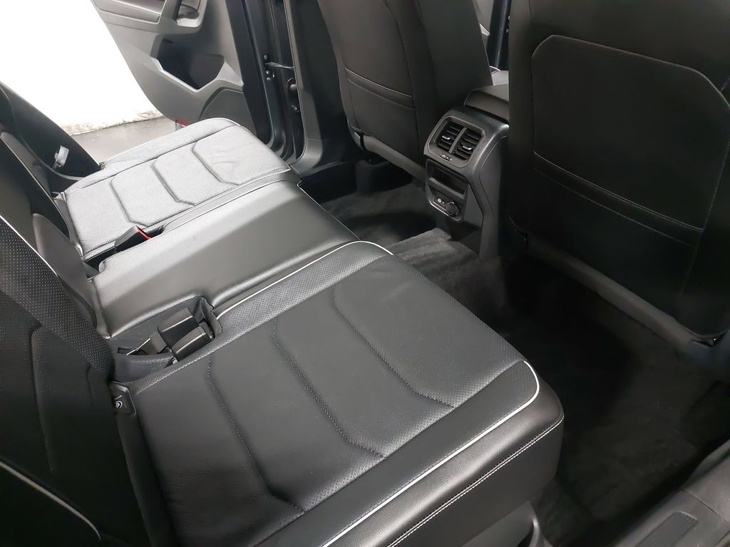 2022 VOLKSWAGEN TIGUAN - Image 11