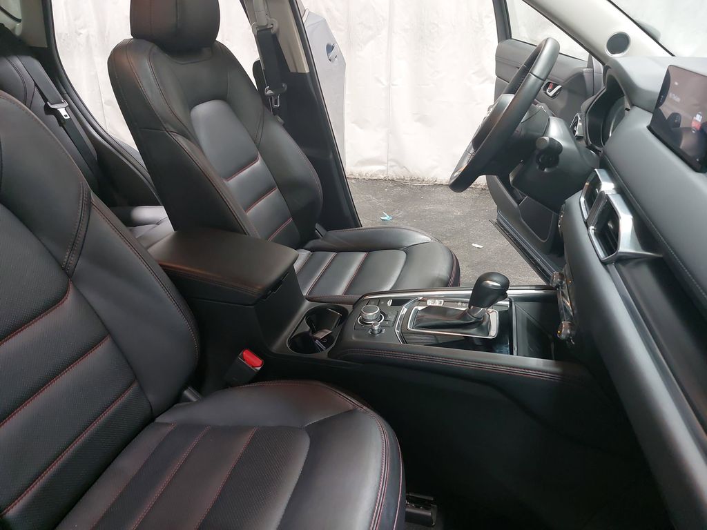 2025 MAZDA CX-5 - Image 10
