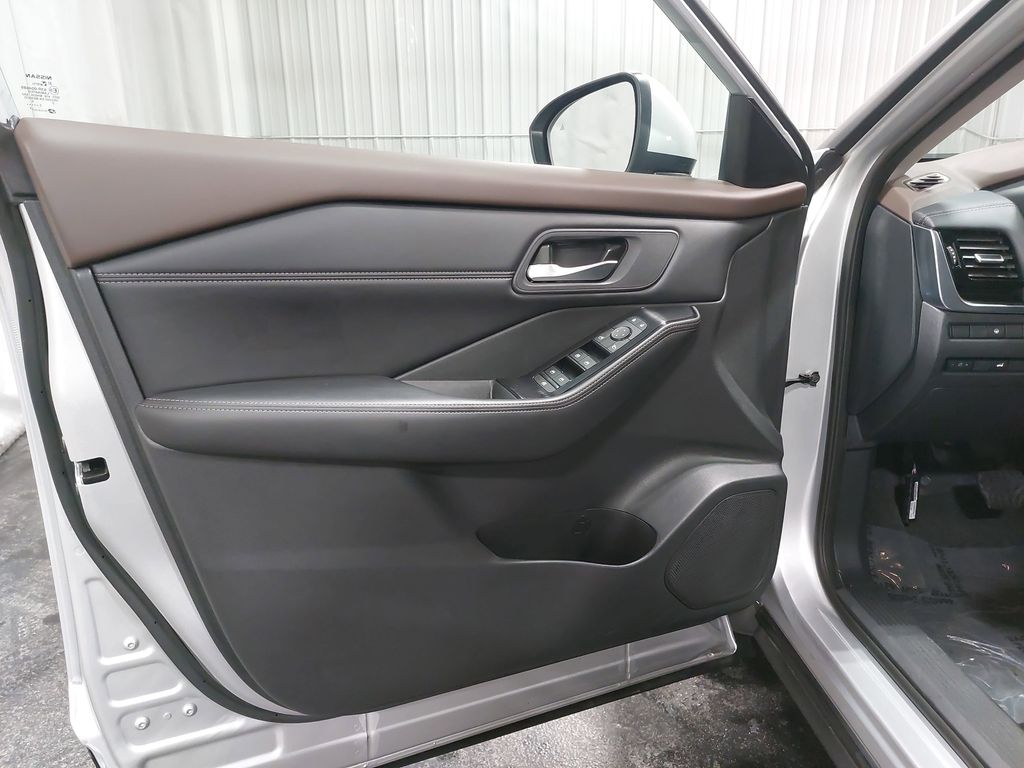 2023 NISSAN ROGUE - Image 26