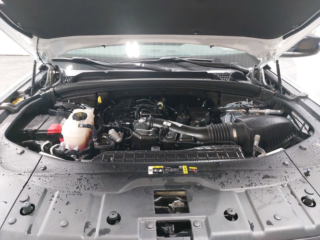 2023 JEEP GRAND CHEROKEE - Image 29