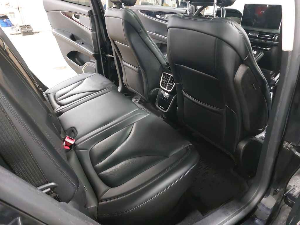 2022 LINCOLN NAUTILUS - Image 11