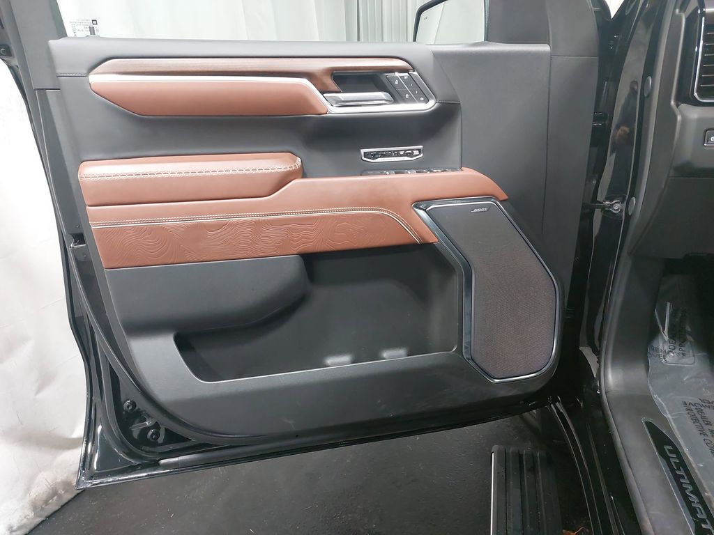 2025 GMC SIERRA - Image 28