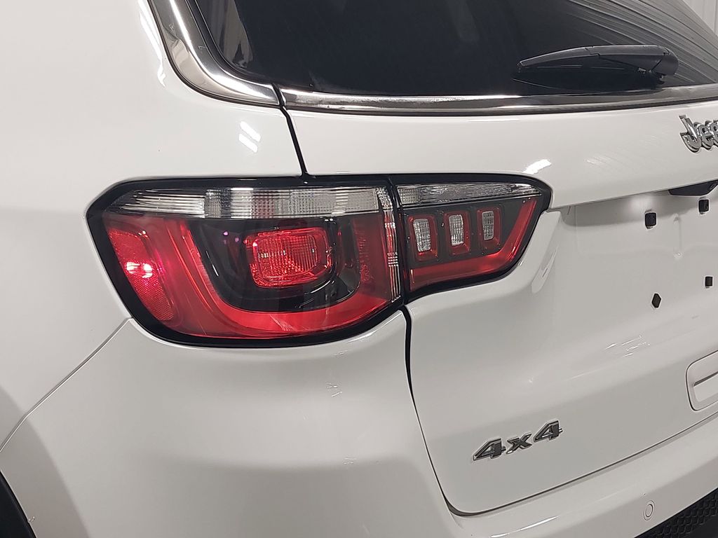 2023 JEEP COMPASS - Image 33
