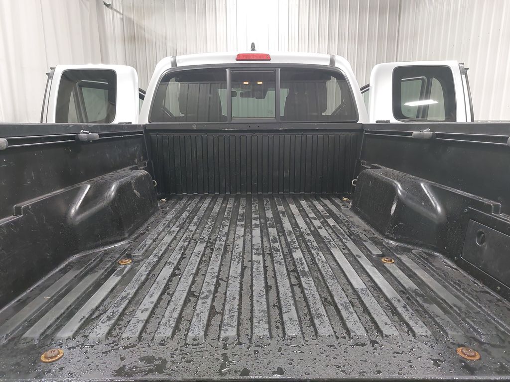 2022 TOYOTA TACOMA - Image 11