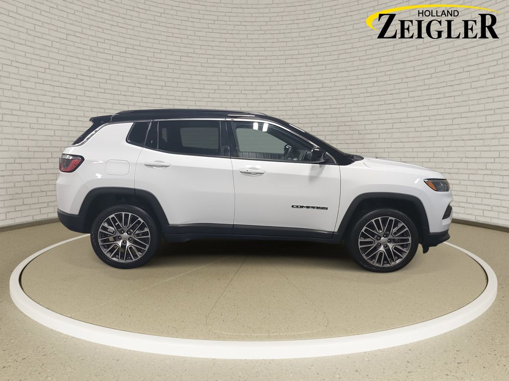 2023 JEEP COMPASS - Image 4