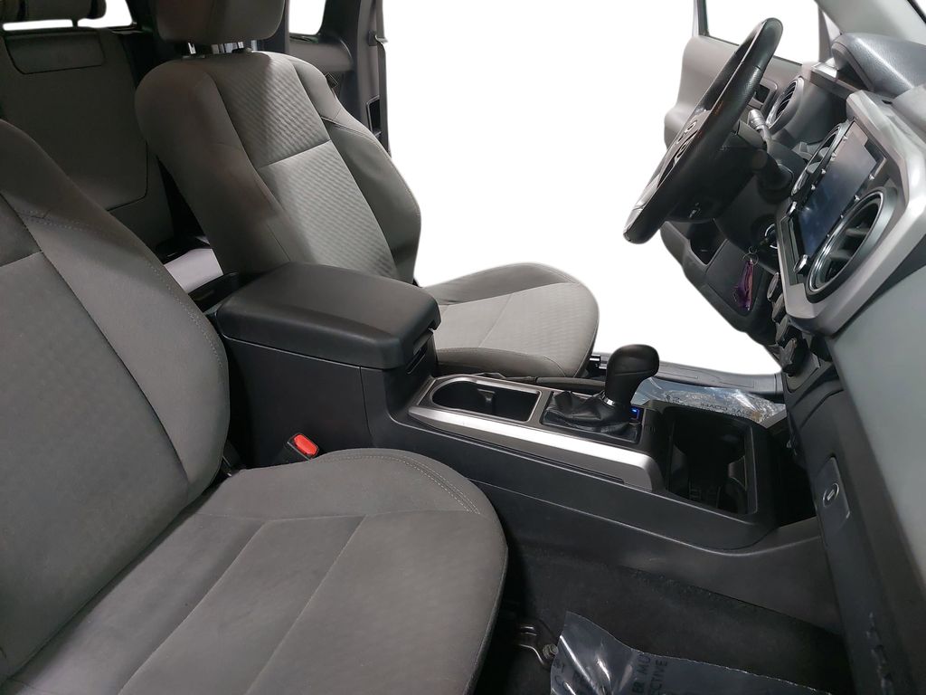2022 TOYOTA TACOMA - Image 9