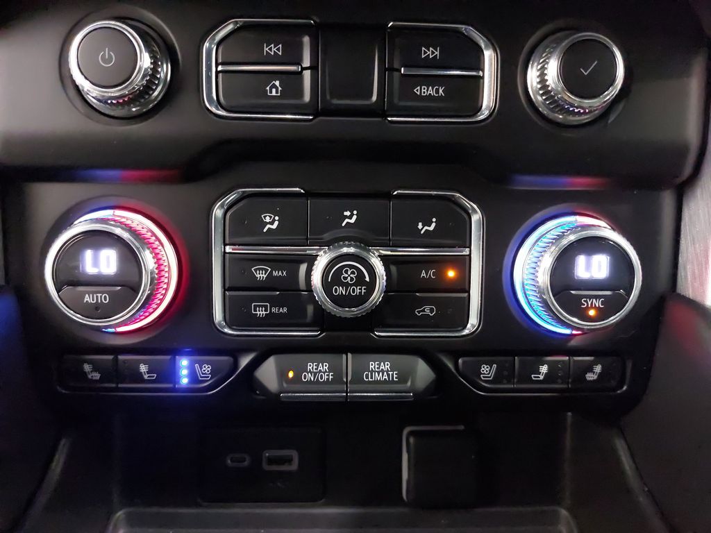 2023 GMC YUKON - Image 23