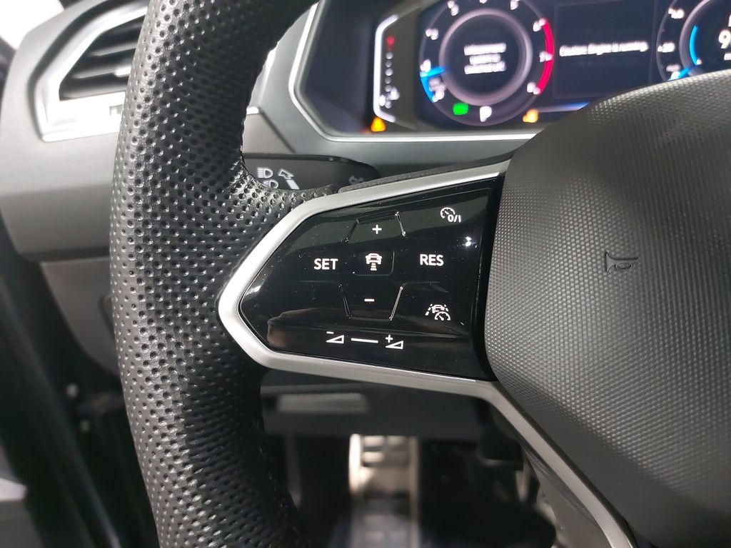 2022 VOLKSWAGEN TIGUAN - Image 17