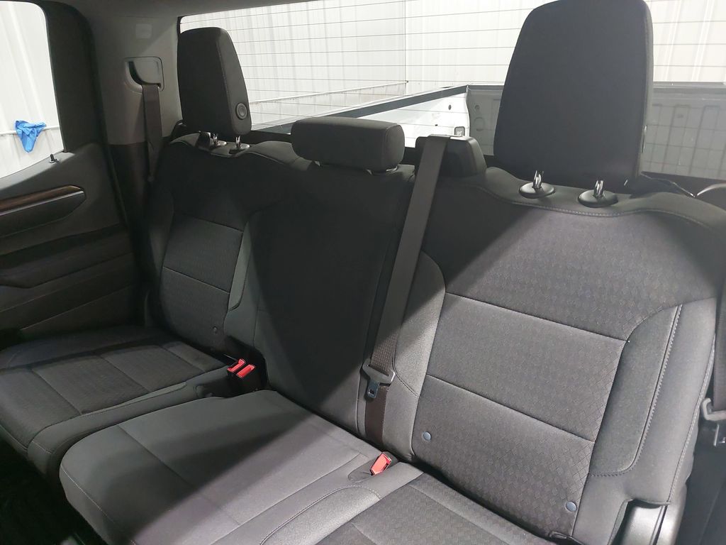 2023 CHEVROLET SILVERADO - Image 13