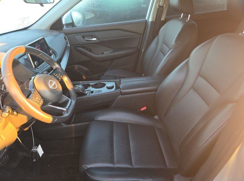 2023 NISSAN ROGUE - Image 10